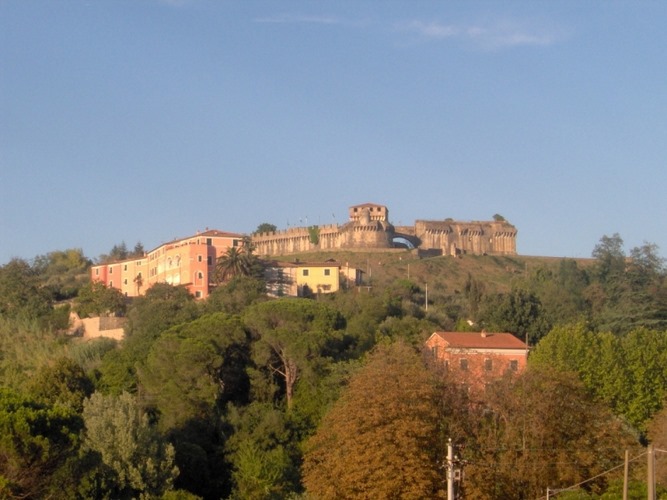 Fortezza di Sarzanello