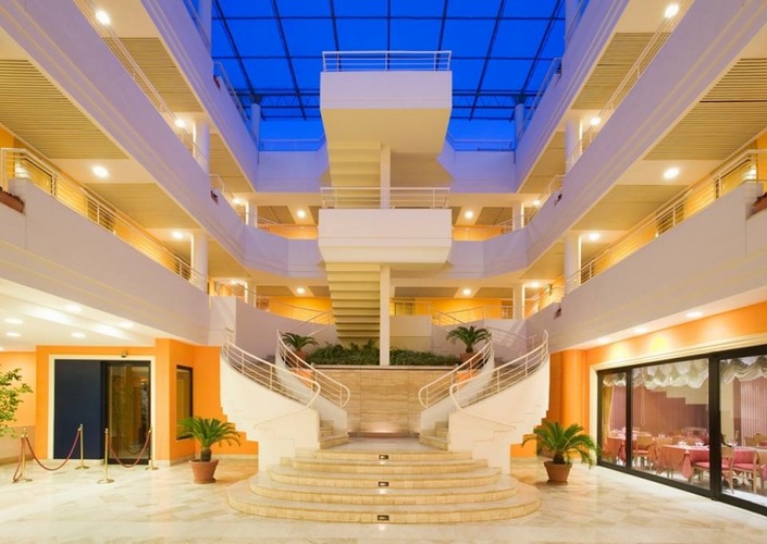 Caesar' s Hotel Gourmet