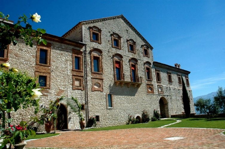 Abbazia di San Pastore
