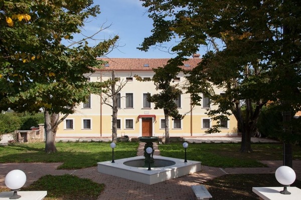 Villa La Lolliana